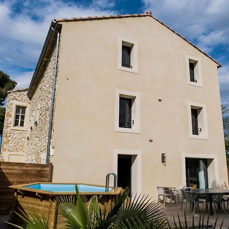 Domaine De Merins, 10 Couchages Avec Piscine, Face A La Riviere, A 4Km De La Plage 弗勒里 外观 照片